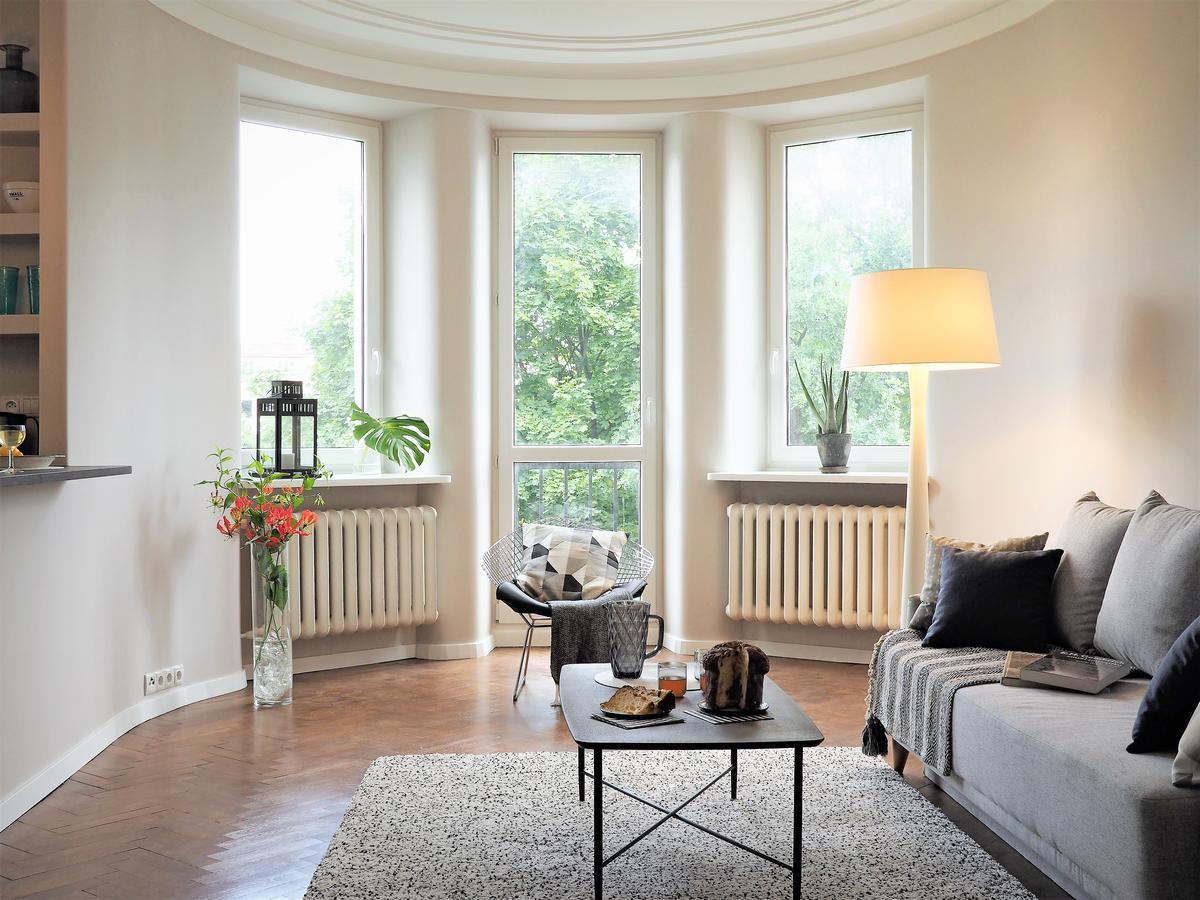 Classic Apartment In Варшава Экстерьер фото